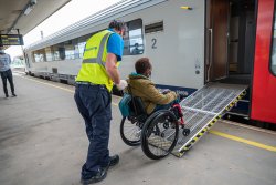 Le train est-il réellement accessible à tous en Belgique ? [Mise à jour - cartes 2024]